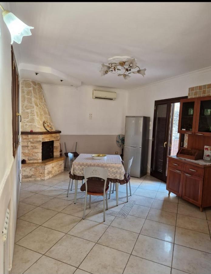 דירות נאפולי La Casa Di Mamma מראה חיצוני תמונה